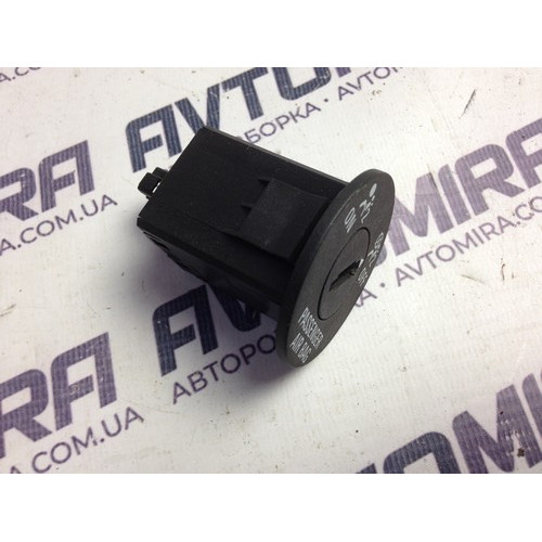 Перемикач Air Bag Opel Insignia 2008-2017 13268602